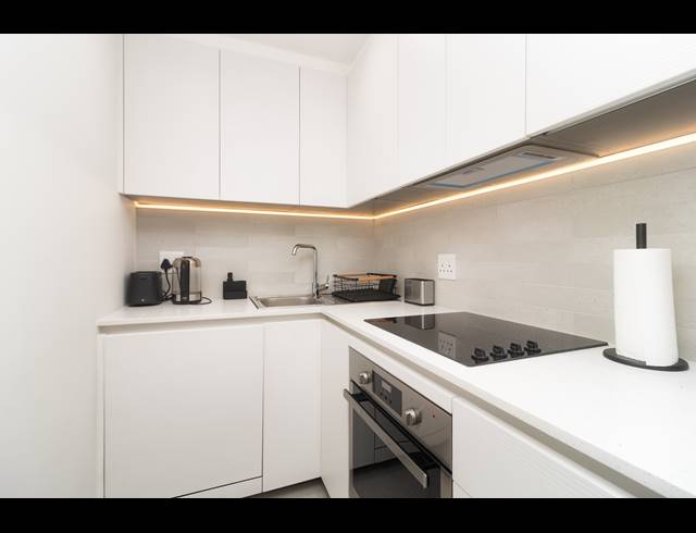 1 BEDROOM HOUSE TO LET IN GREEN POINT